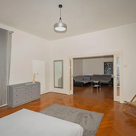 Appartement Antique *