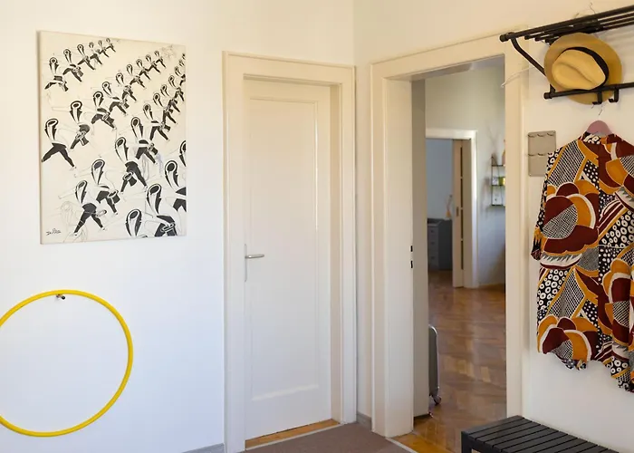 Apartament Antique *